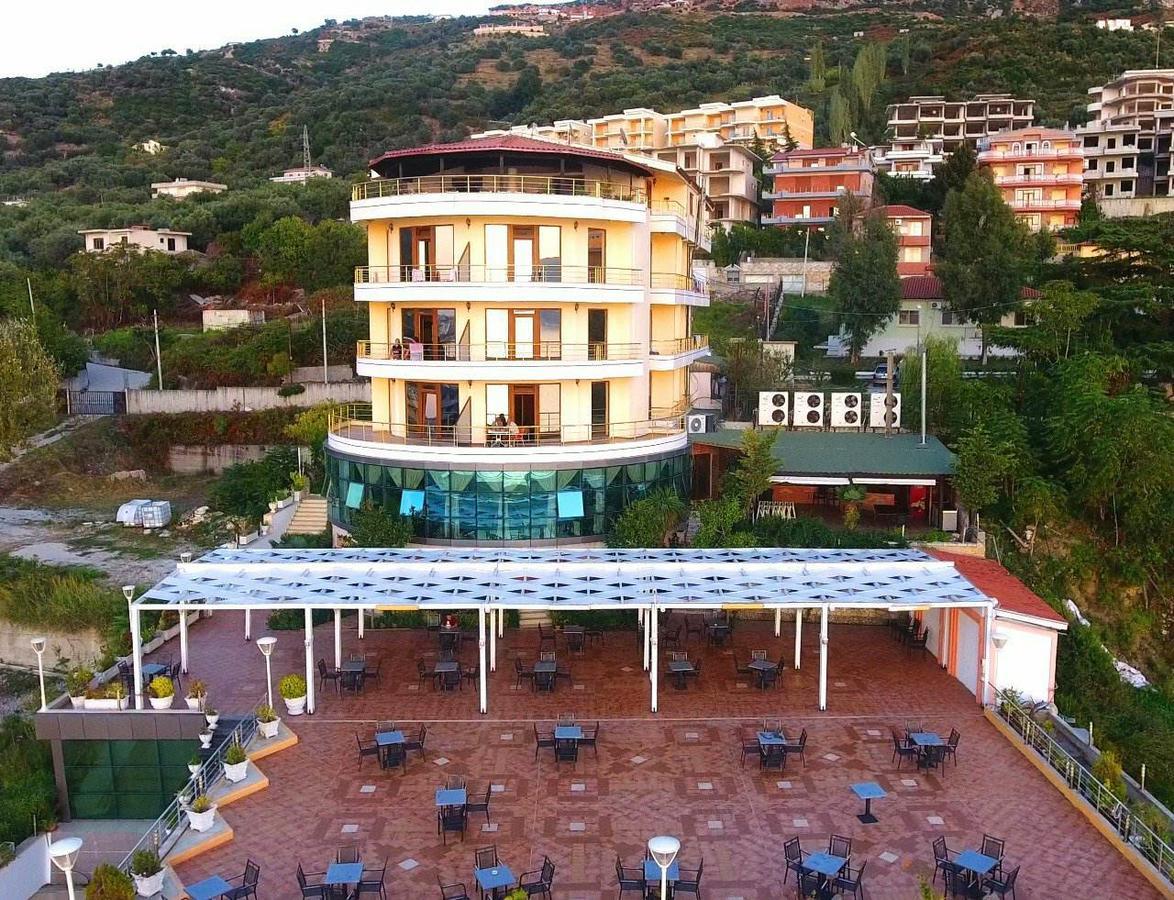 Monte-Carlo Hotel Vlorë Exteriör bild