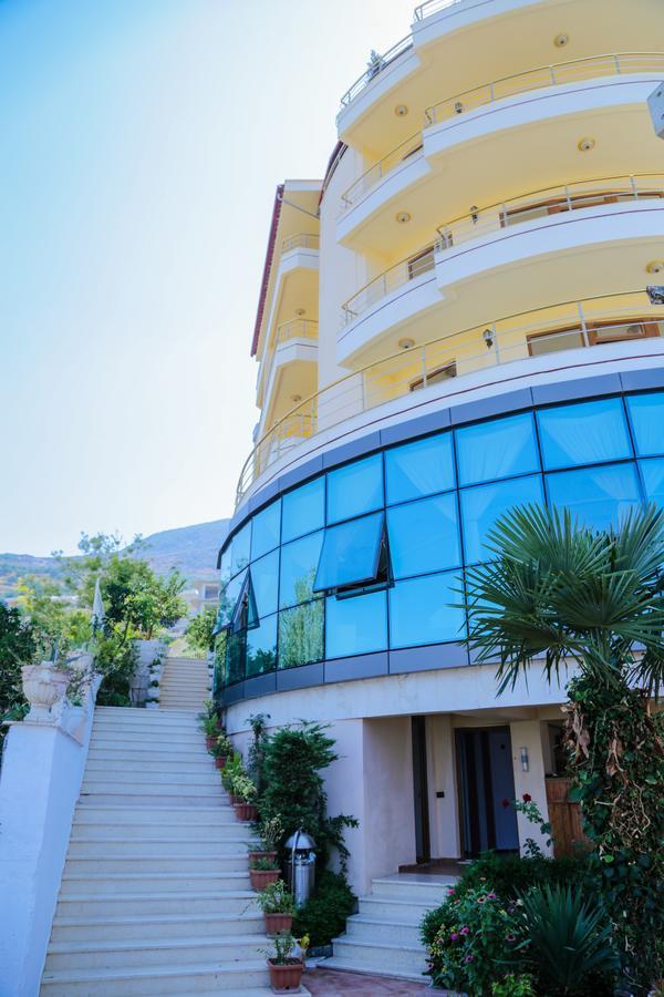 Monte-Carlo Hotel Vlorë Exteriör bild