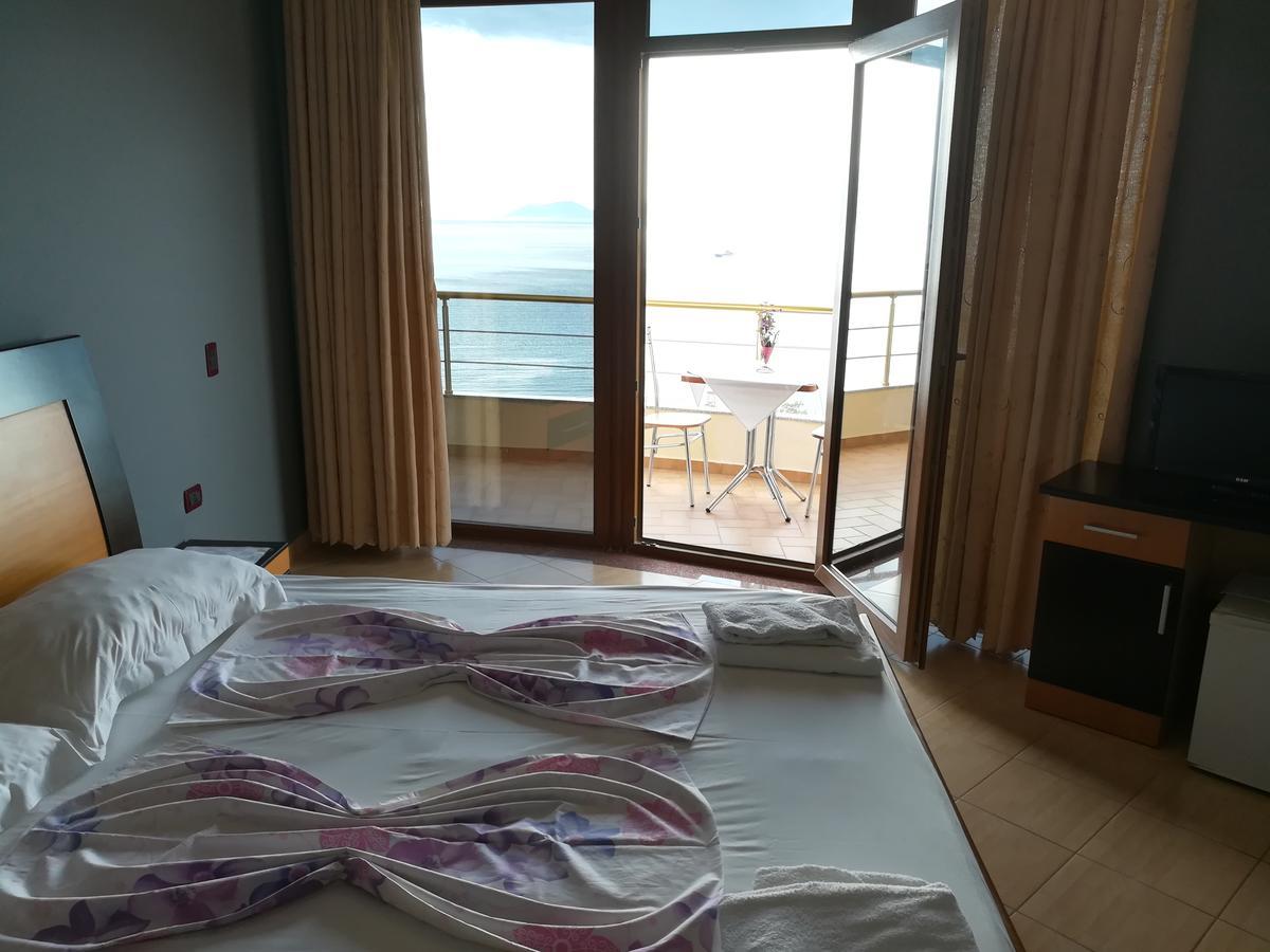 Monte-Carlo Hotel Vlorë Exteriör bild