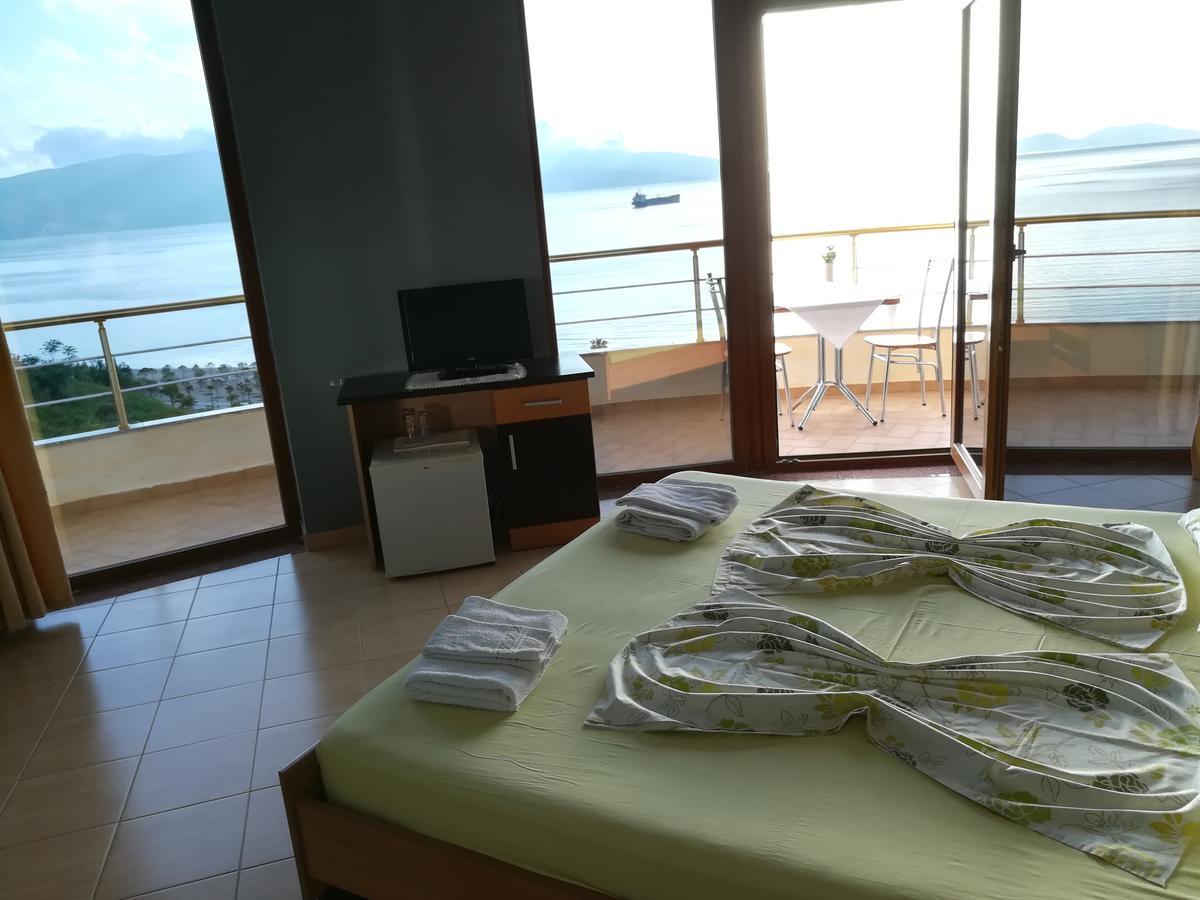 Monte-Carlo Hotel Vlorë Exteriör bild